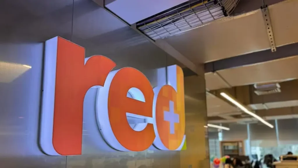 Sede de Red+ Noticias en Bogotá durante inspección del Ministerio de Trabajo por denuncias de acoso sexual y maltrato laboral